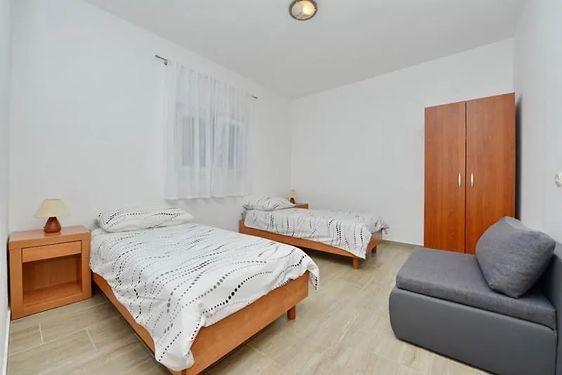 Croliday Apartment Nin Ivica Vrsi