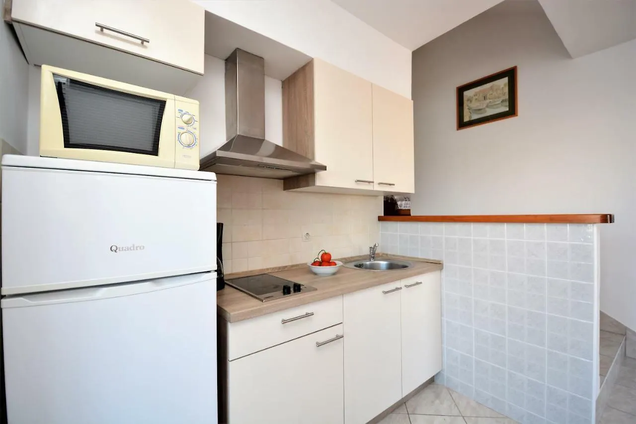 Croliday Apartment Nin Ivica Vrsi